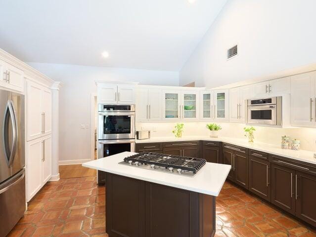 Building Photo - 3700 Embassy Dr
