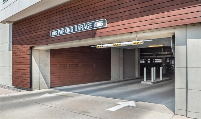 Building Photo - 2612 Ross Ave