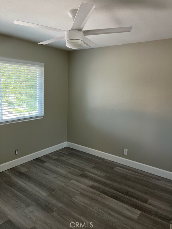 Building Photo - 22302 Summit Hill Dr