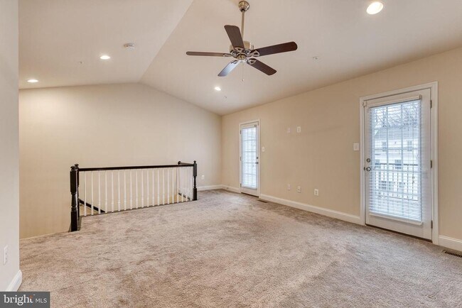 Building Photo - 1071 Red Clover Rd