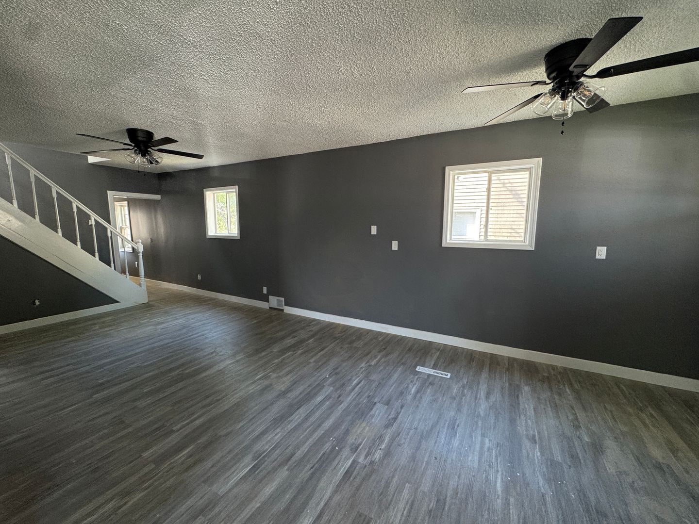 Building Photo - 620 1st Ave