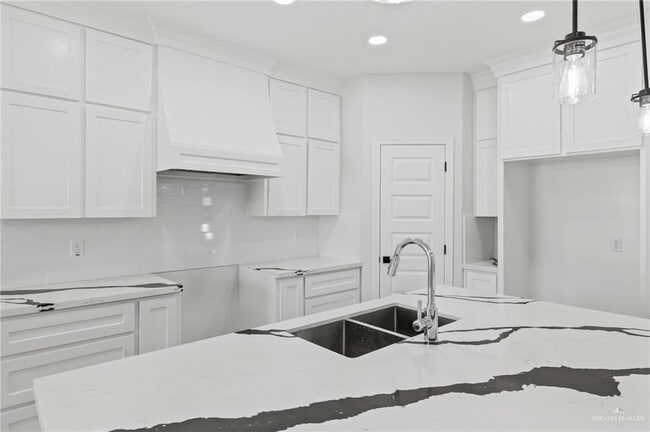 Building Photo - 13 N 37th St