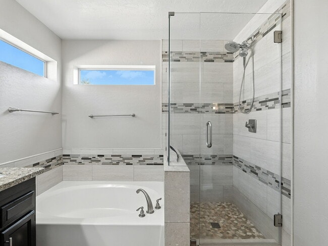 Building Photo - 3535 E Covina St