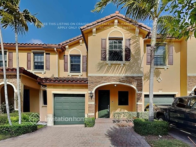 Building Photo - 3353 SE 2nd Ct