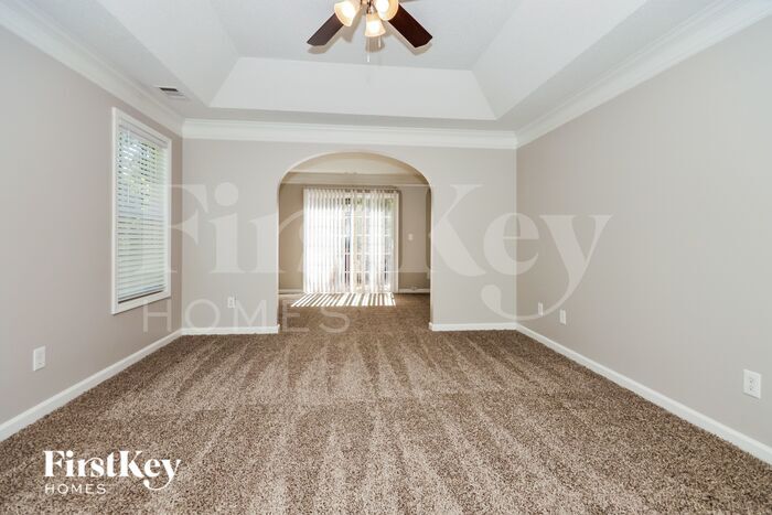 Building Photo - 543 Autumn Ridge Dr
