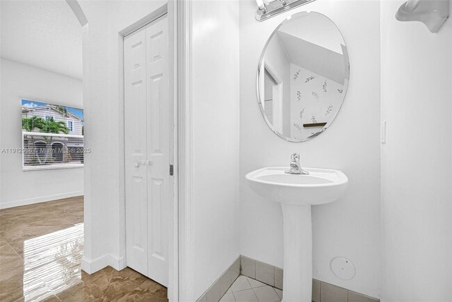 Building Photo - 22264 SW 93rd Ct