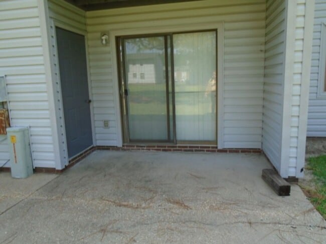 Building Photo - 2 Bedroom Apartment Available in Hope Mills!