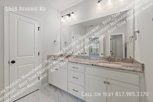 Building Photo - 1568 Reverie Rd