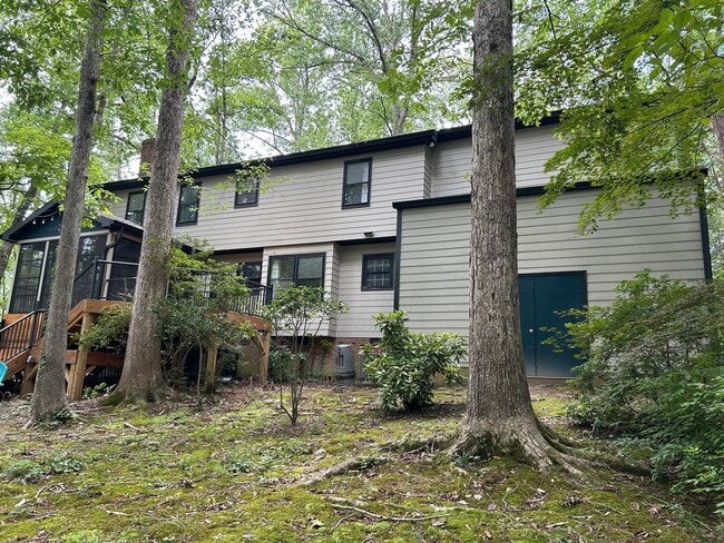 Building Photo - 5 Bed | 3.5 Bath House in Raleigh