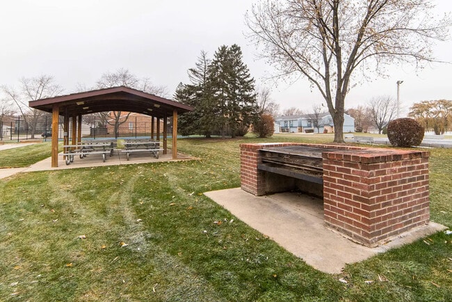 Building Photo - 238 Driftwood Ln