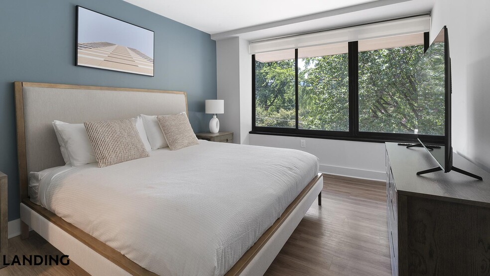 Building Photo - 1550 Clarendon Blvd