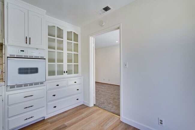 Building Photo - Coming Soon: Updated 3 Bedroom Gem near St...