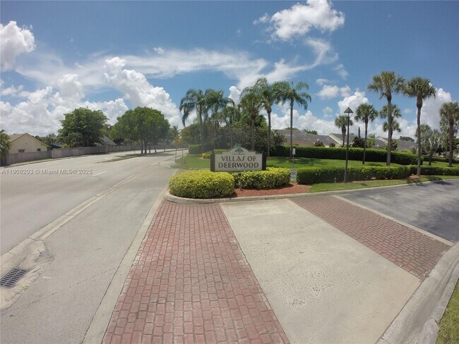 Building Photo - 12322 SW 148th Terrace