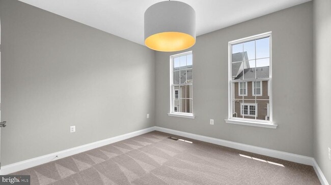 Building Photo - 7674 Maple Lawn Blvd