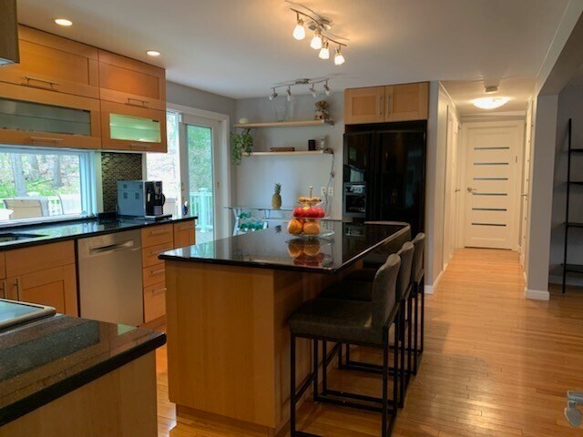 Building Photo - 31 Hunnewell St