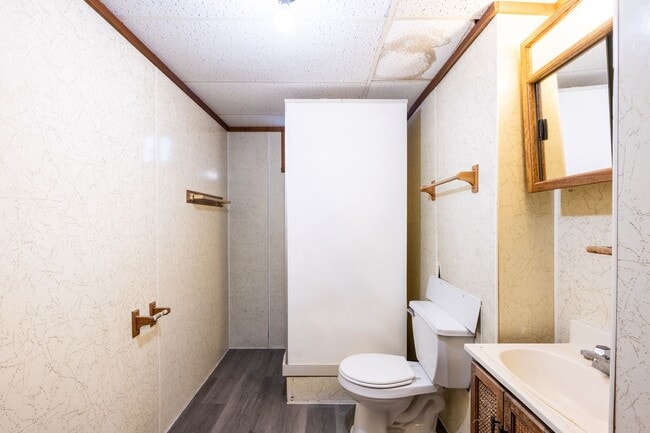 Building Photo - 4 BED 2 BATH HOME WITH BONUS ROOM IN IDAHO FALLS