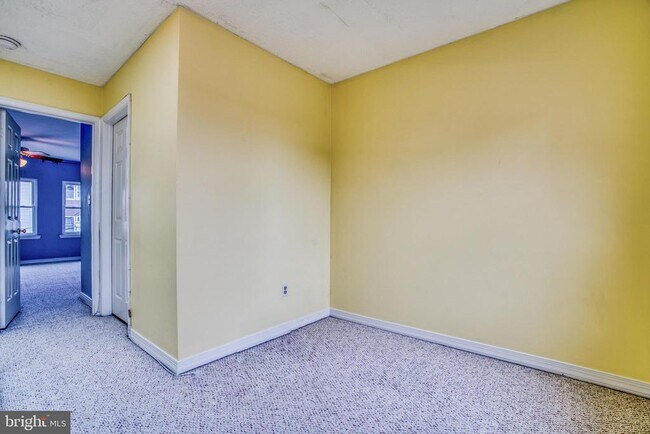 Building Photo - 1233 Battery Ave