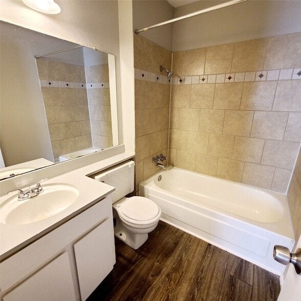 Building Photo - 1026 Brookshire Cir