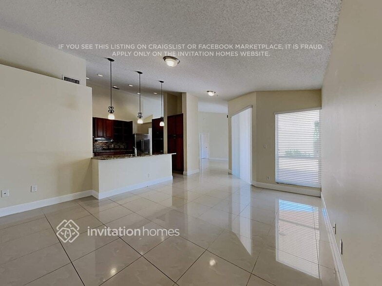 Building Photo - 10162 Aspen Way