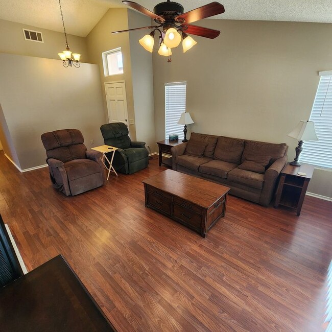 Building Photo - 29806 Coral Tree Ct