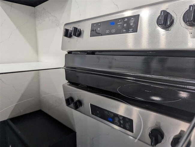 Building Photo - 4711 Rusk St