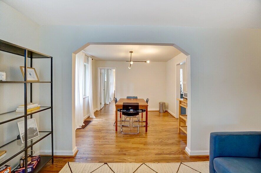 Building Photo - 531 Norway Ave