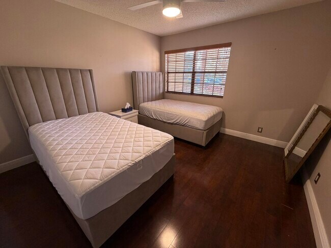 Building Photo - 11268 Aspen Glen Dr