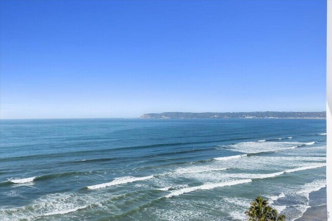 Building Photo - 1830 Avenida Del Mundo