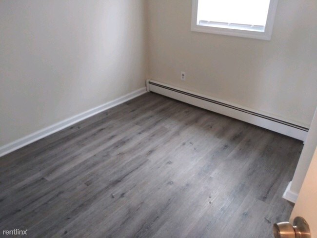 Building Photo - 41 N Delaware Ave