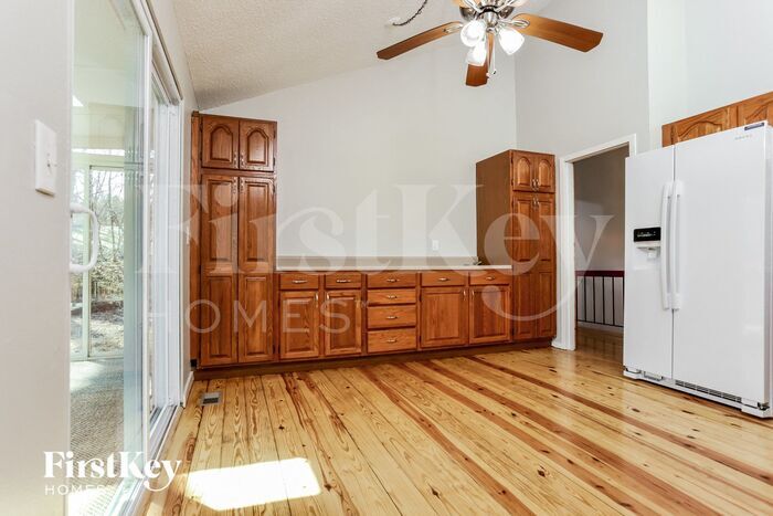Building Photo - 1282 Lombez Dr
