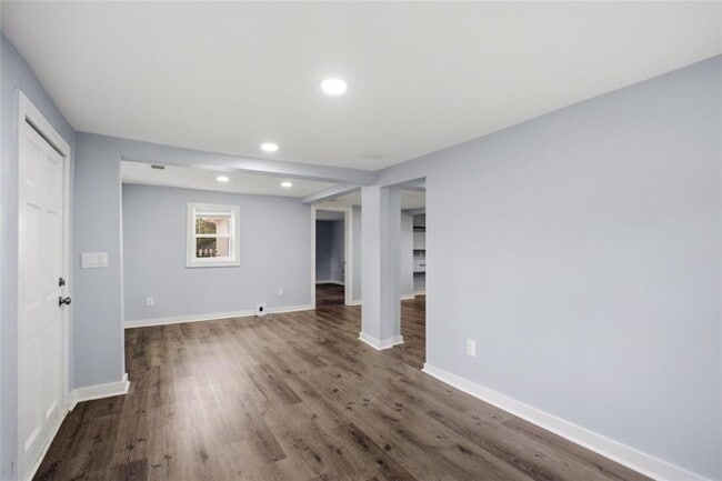 Building Photo - 2040 Penelope St NW