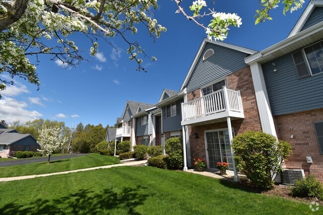 Building Photo - Shady Lane Apartments