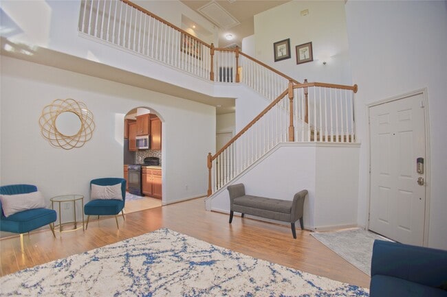 Building Photo - 6034 Starbrook Creek Dr