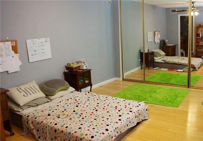 Building Photo - 3115 Helms St