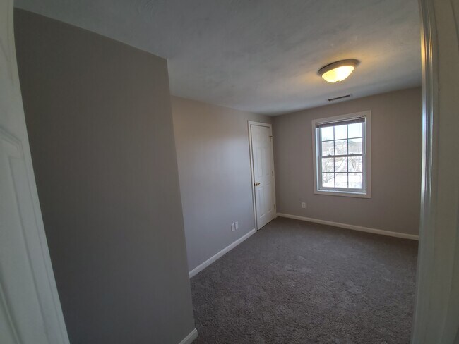 Bedroom3 - 1 Rosamond St