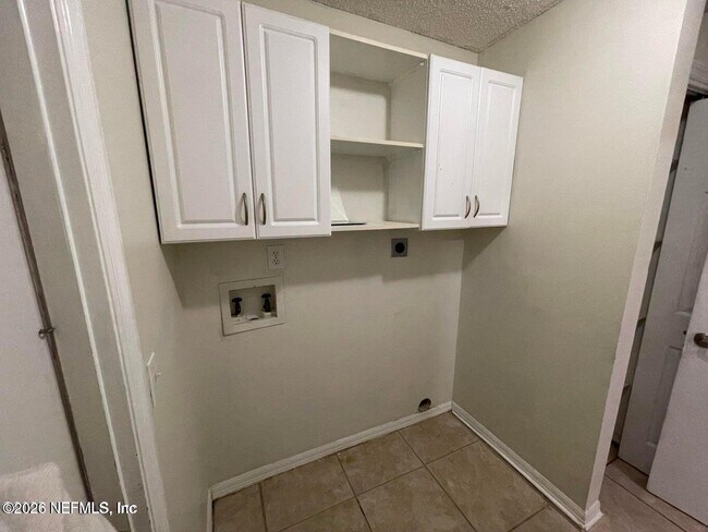 Building Photo - 12538 Ash Harbor Dr