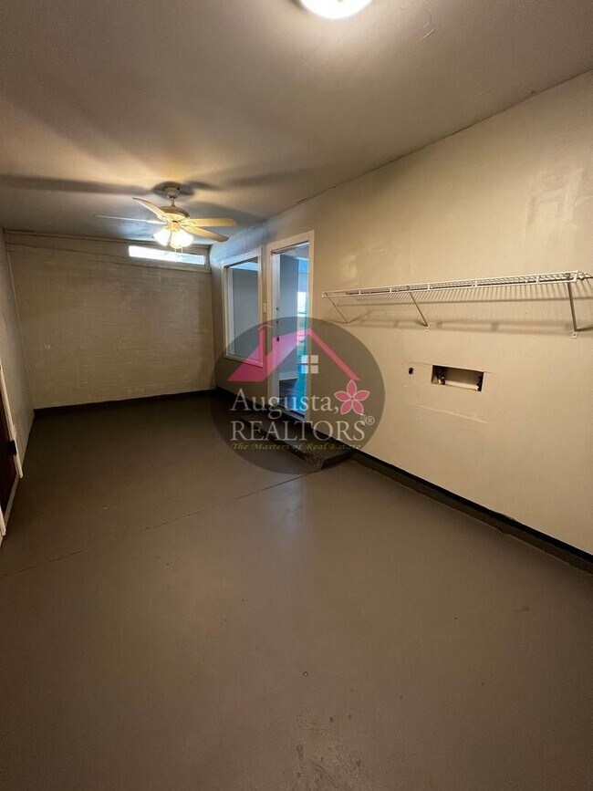Building Photo - Charming 3 Bedroom 2 Bath Home in Abilene