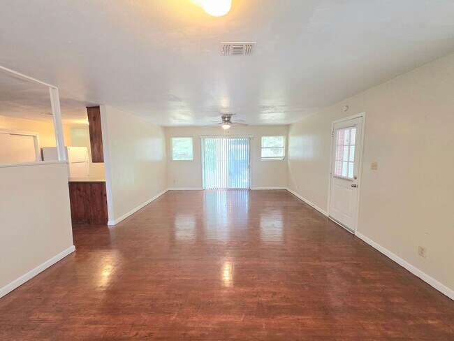 Building Photo - 6016 Sewell St