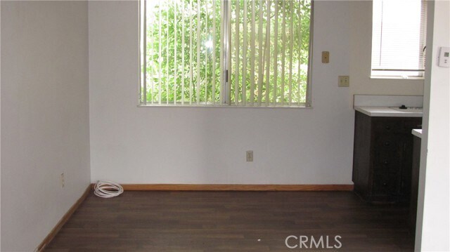 Building Photo - 761 Upton Dr