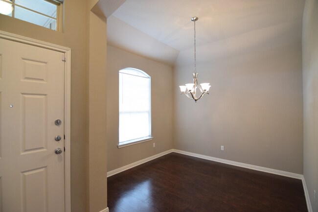 Building Photo - 3520 Addison St