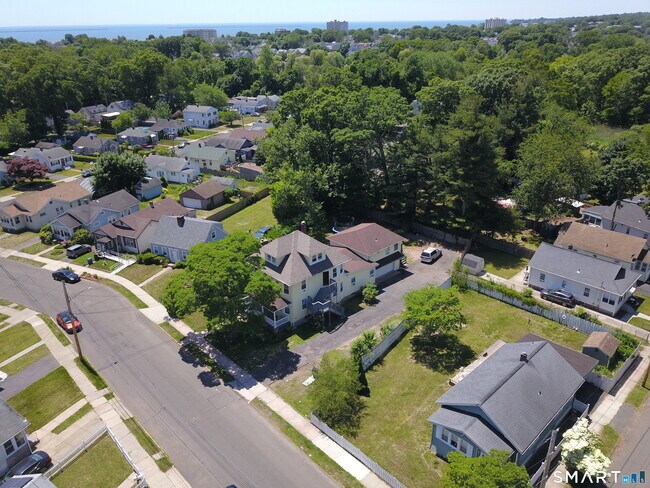 Building Photo - 280 3rd Ave