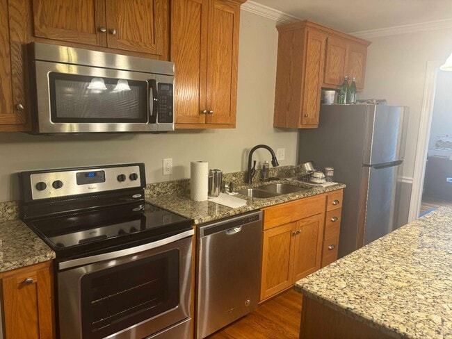 Primary Photo - 23 E 2nd St