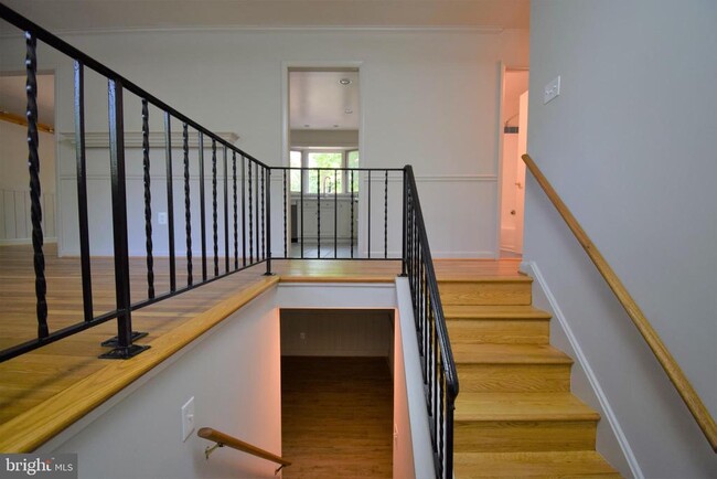 Building Photo - 4517 Kerrybrooke Dr