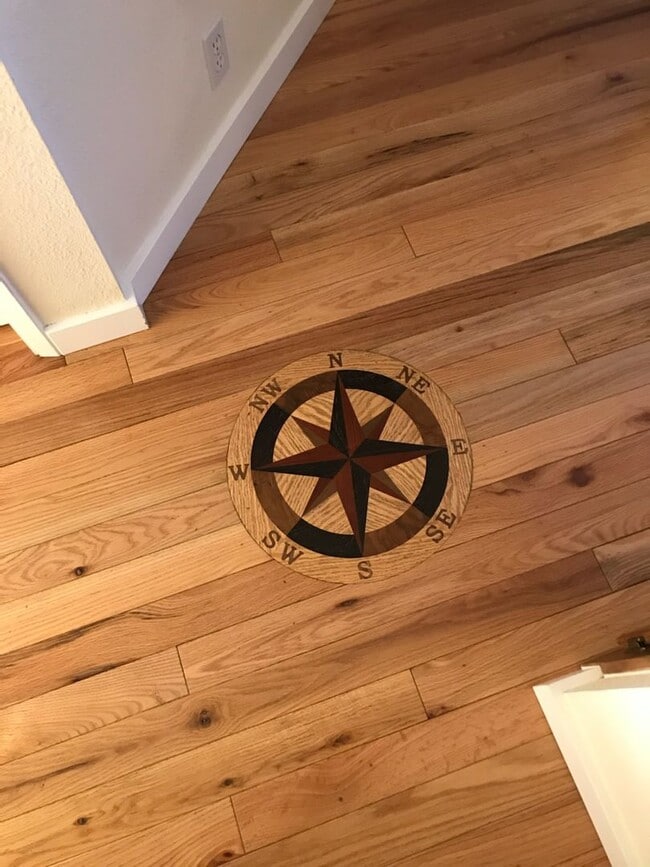 Building Photo - Lovely light and bright 3 bedroom 2.5 bathroom home Doe MIll Neighborhood, Cul-de-Sac Location