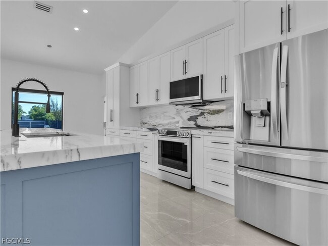 Building Photo - 2836 NW 5th St