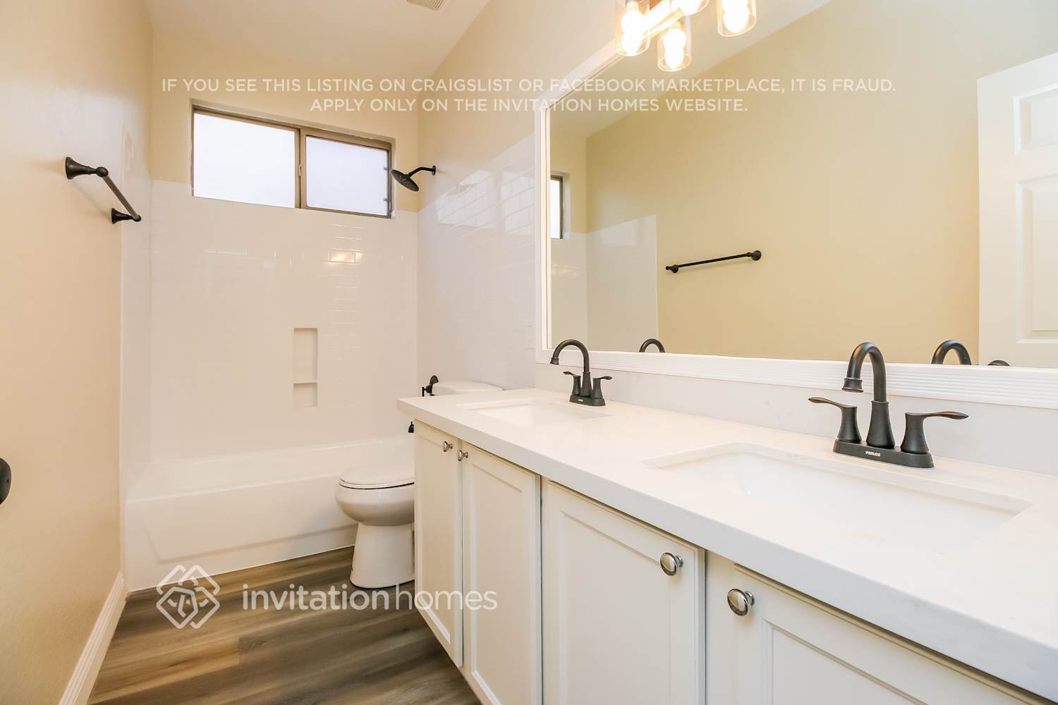 Building Photo - 440 S Brett St