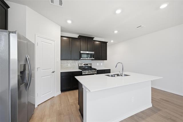 Building Photo - 105 Rita Dr