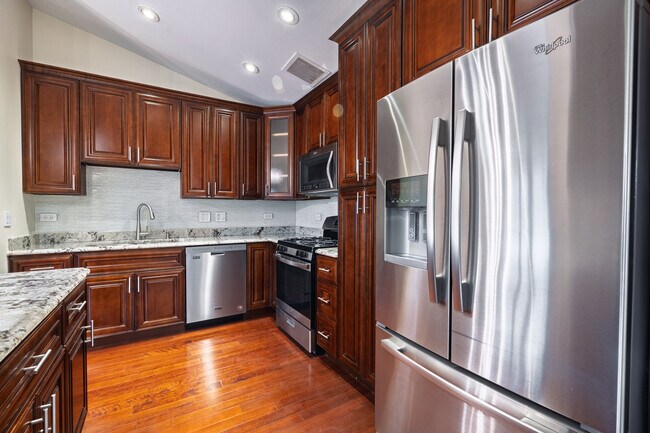 Building Photo - 2673 S Embers Ln
