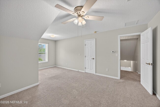 Building Photo - 6377 Island Forest Dr