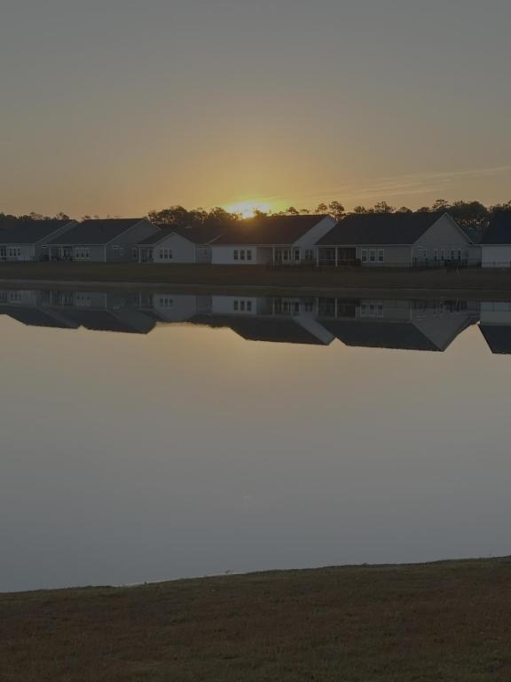 Building Photo - 748 Isle Verde Dr